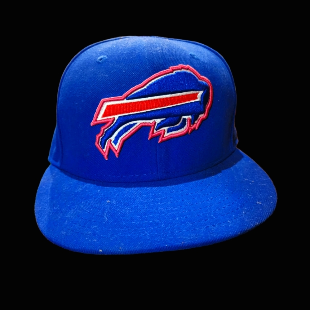 NFL New Era Buffalo Bills Hat Breast Cancer edition. Size 7 1/4